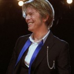 David-Bowie_Chicago_2002-08-08_photoby_Adam-Bielawski-cropped